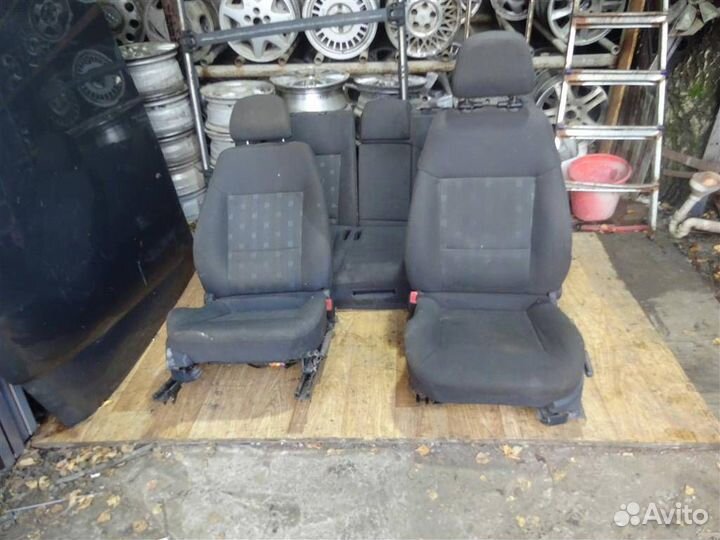 Сиденья комплект Opel Vectra C 2002-2008