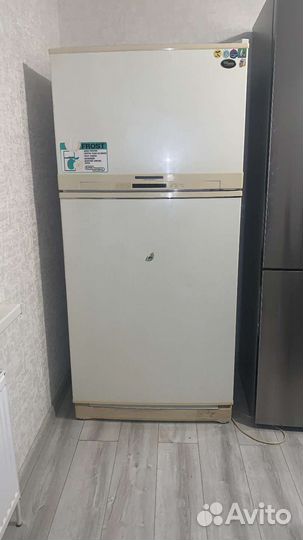 Холодильник Super General SG-R690