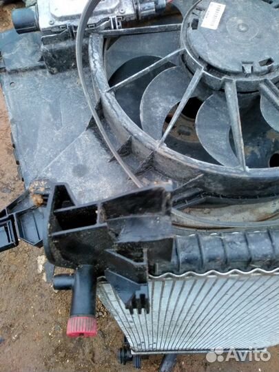 Вентилятор с диффузором Ford Focus 3 с 2011