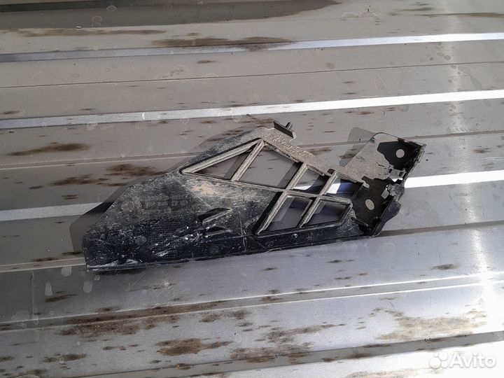 Mercedes W177 AMG кронштейн бампера переднего