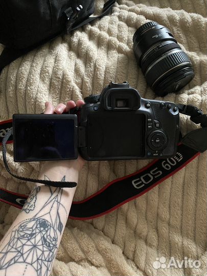 Зеркальный фотоаппарат Canon 60d