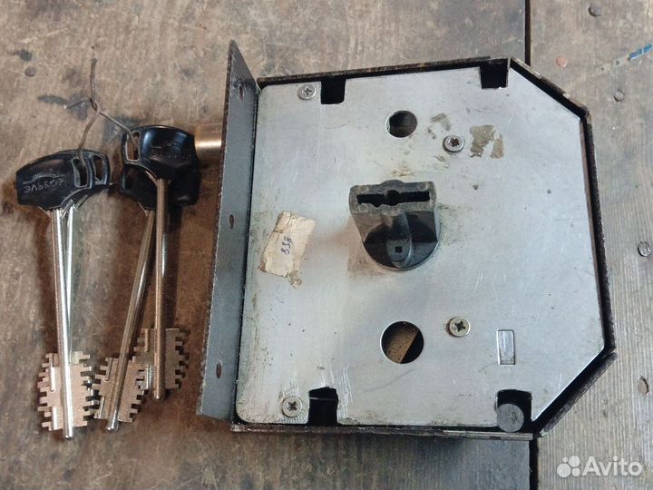 Дверной замок