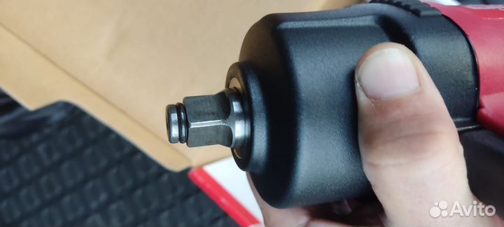 Пневмогайковерт ударный Elitech