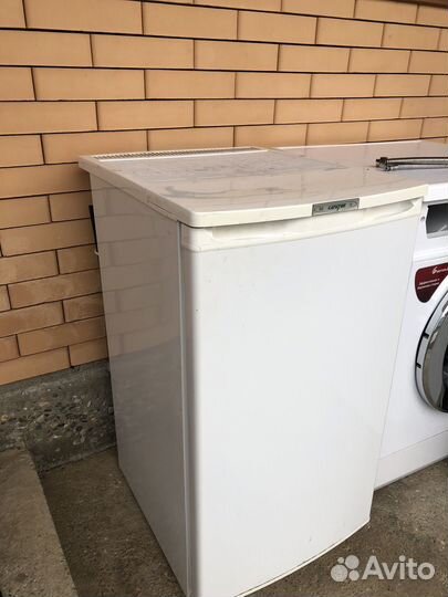 Холодильник маленький