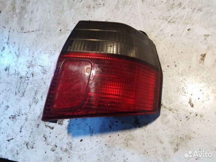 Фонарь Mitsubishi Legnum