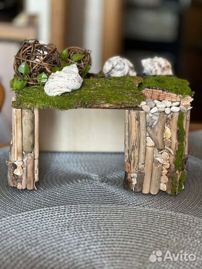 Домик для сухопутной черепахи