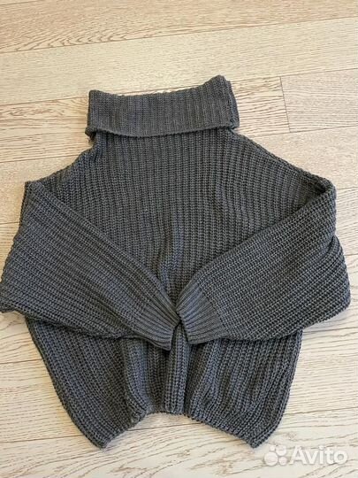 Свитер женский