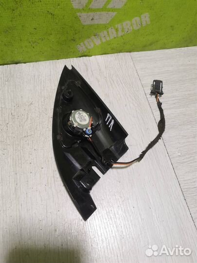 Крышка зеркала Фольксваген Гольф 4 Бора
