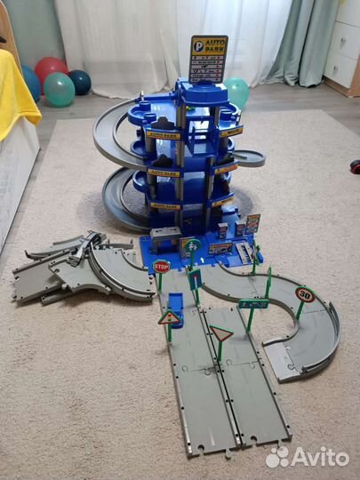 Парковка полесье