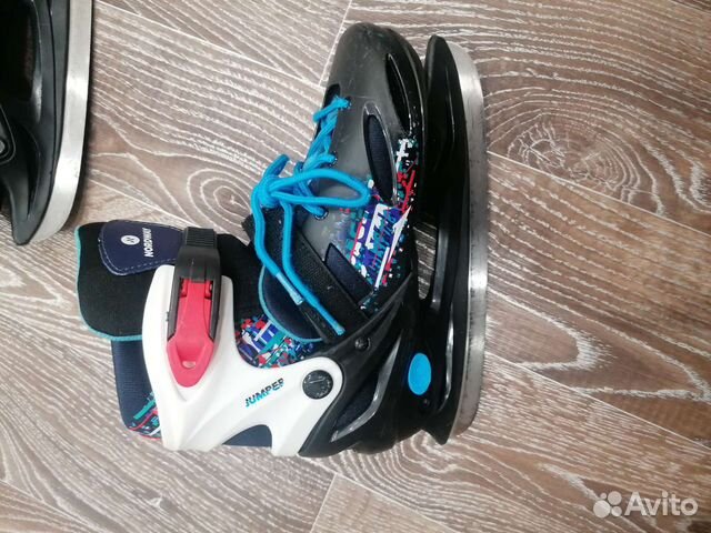 Коньки хоккейные