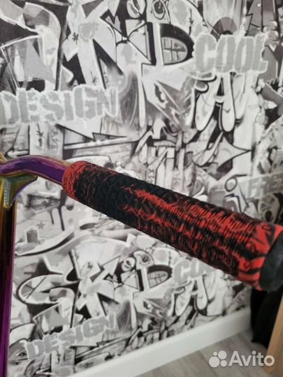 Трюковой самокат Skip