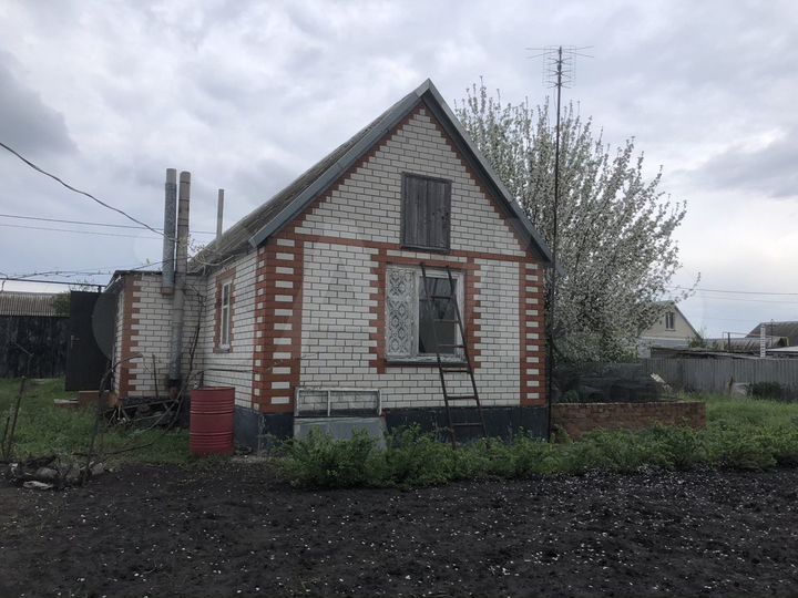 Дом 37,4 м² на участке 15 сот.