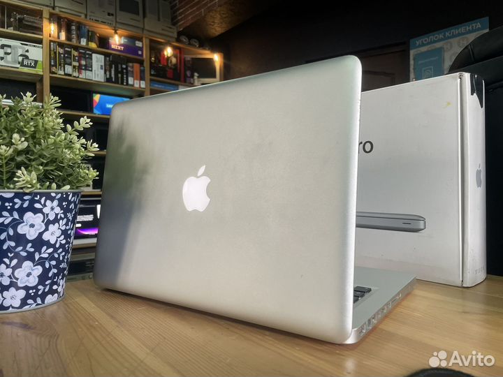 Apple MacBook Pro 13.3 / i5 / 16gb / SSD + HDD