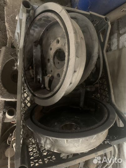 Тормоза барабанные