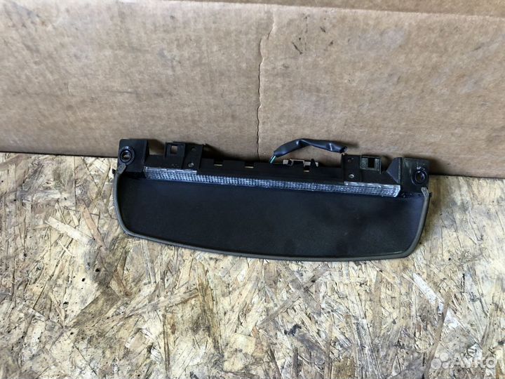 Фонарь задний стоп на стекло rover 75 45