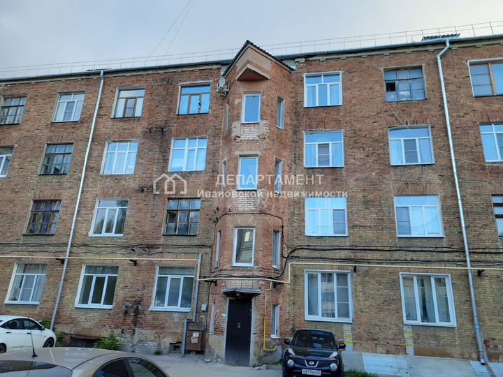 4-к. квартира, 82 м², 3/4 эт.