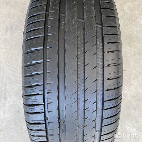Michelin Pilot Sport 4 SUV 295/40 R21