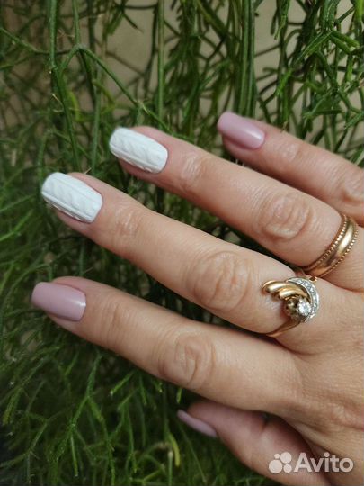 Аппаратный маникюр