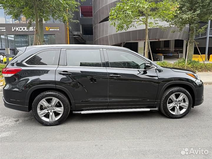 Toyota Highlander 2.0 AT, 2021, 24 659 км