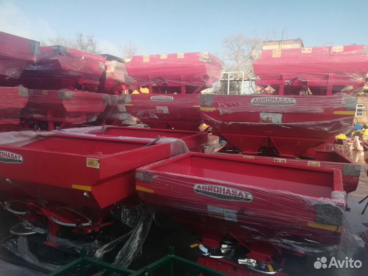 Разбрасыватель удобрений Agrohasat AHTC-1000, 2023