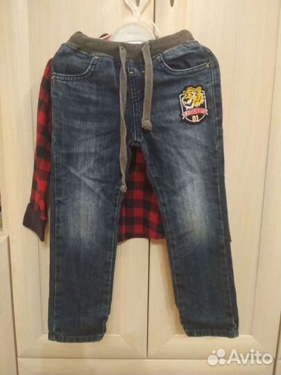 Рубашка и джинсы 92