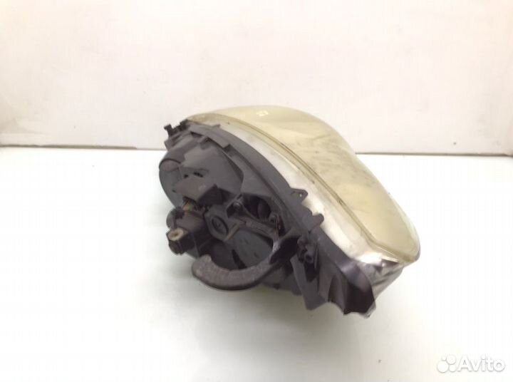 Фара Peugeot 308 (2007-2017)