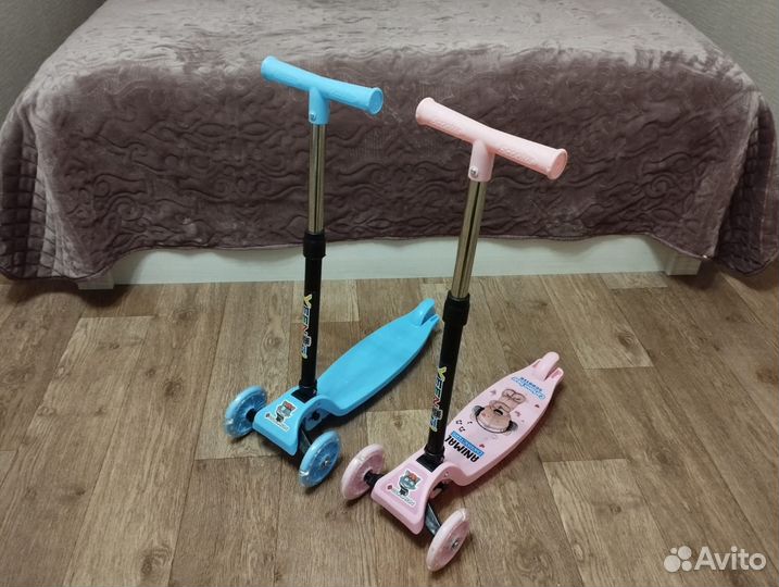 Самокат детский трехколесный новый