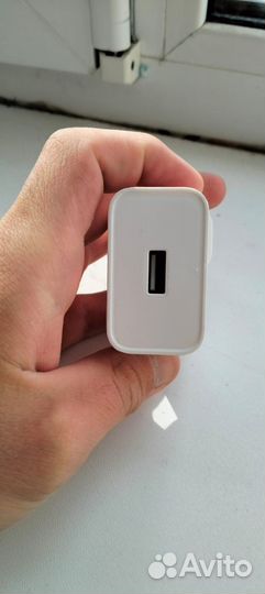 Оригинальный блок realme 18w