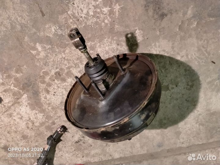 Усилитель тормозов вакуумный Mazda Xedos 9