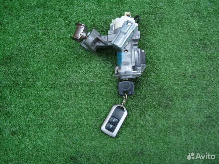 Замок зажигания Toyota Corolla Spacio ZZE122