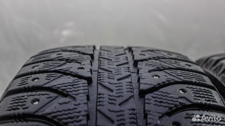 Bridgestone Ice Cruiser 7000 205/55 R16 91T
