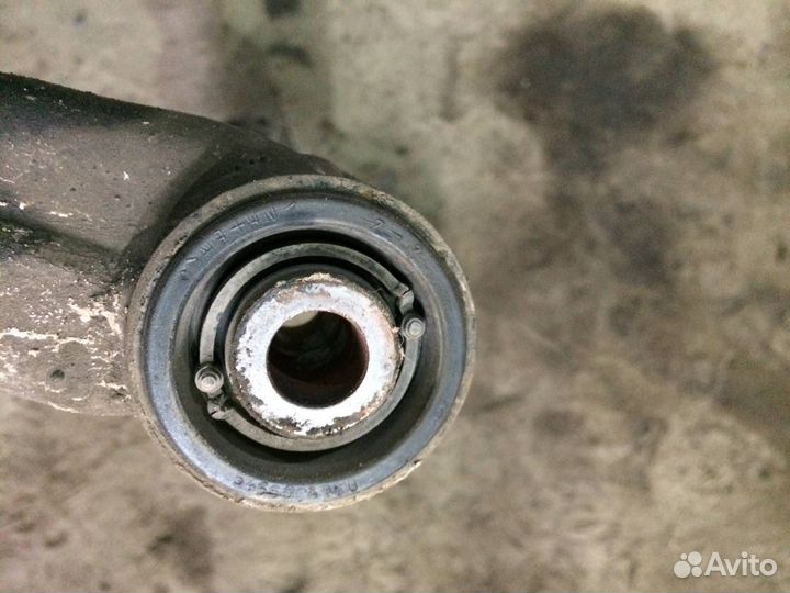 Рычаг передний правый Nissan Teana J31