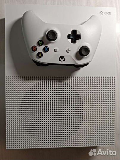 Приставка xbox one s