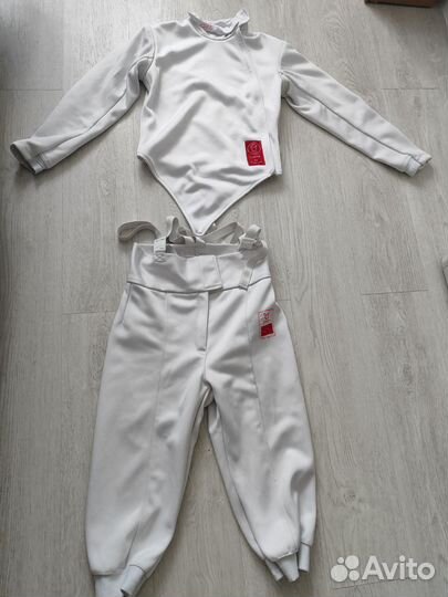 Костюм для фехтования для девочки