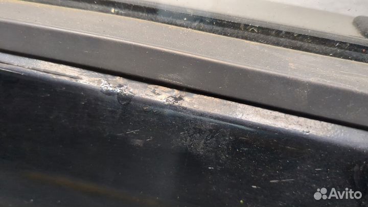 Дверь левая передняя Volkswagen Transporter 4