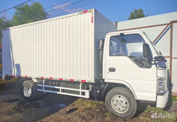 Isuzu Elf, 2024