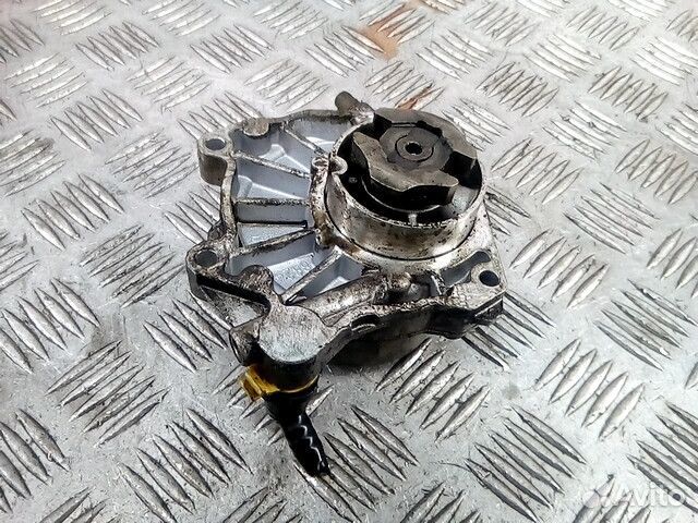 Насос вакуумный Opel Insignia (A) 2011