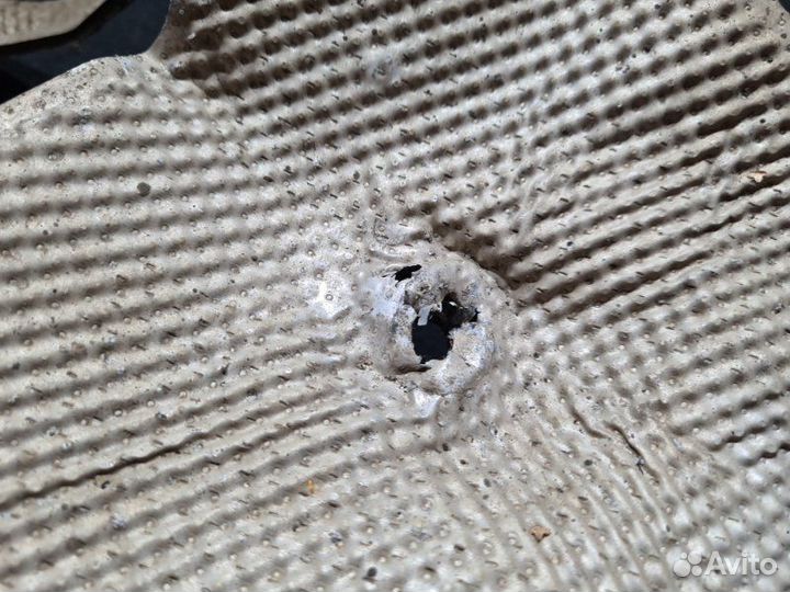 Термоэкран Nissan Juke F15 1.6 DDT 2011