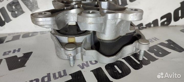 Подушка АКПП Audi A7 4G CGW 12.03.2012