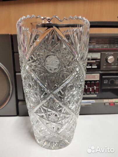 Хрустальная ваза