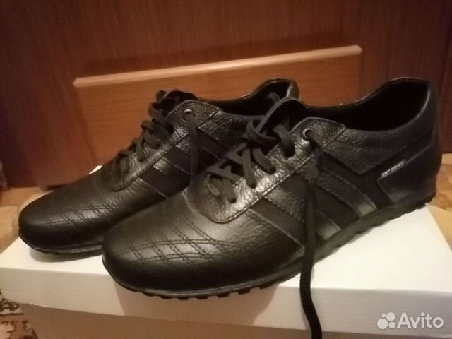 Кроссовки мужские