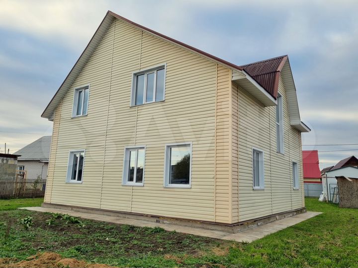 Коттедж 170 м² на участке 8,5 сот.