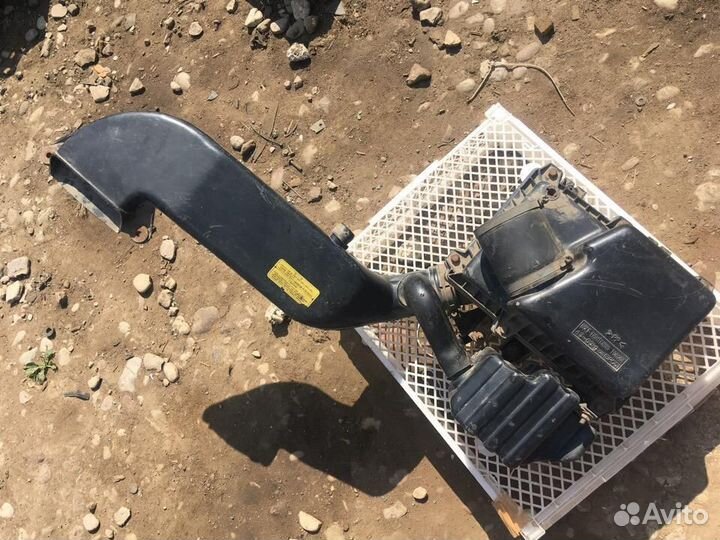 Корпус воздушного фильтра Киа Спортейдж