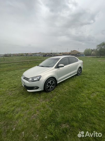 Volkswagen Polo 1.6 МТ, 2012, 255 328 км