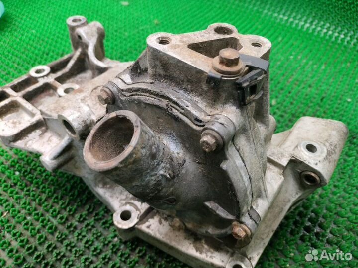 Водяной насос (помпа) Rover 400 RT 20T4H 1997