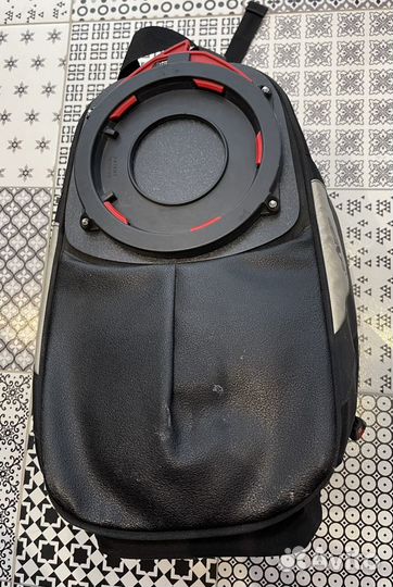 Сумка на бак Givi XS 320 для Africa Twin