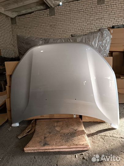 Капот LADA vesta серебристый (платина) автоваз