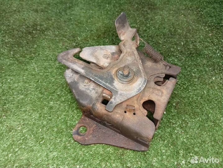 Замок капота Kia Spectra