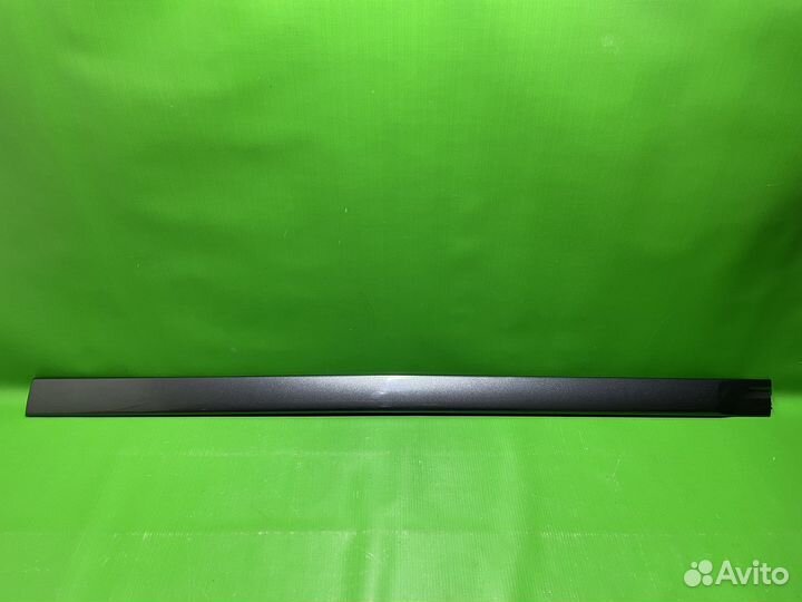 Накладка передней правой двери Mitsubishi Lancer 9