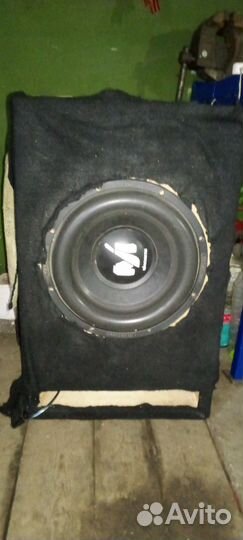 Сабвуфер с усилителем и проводами